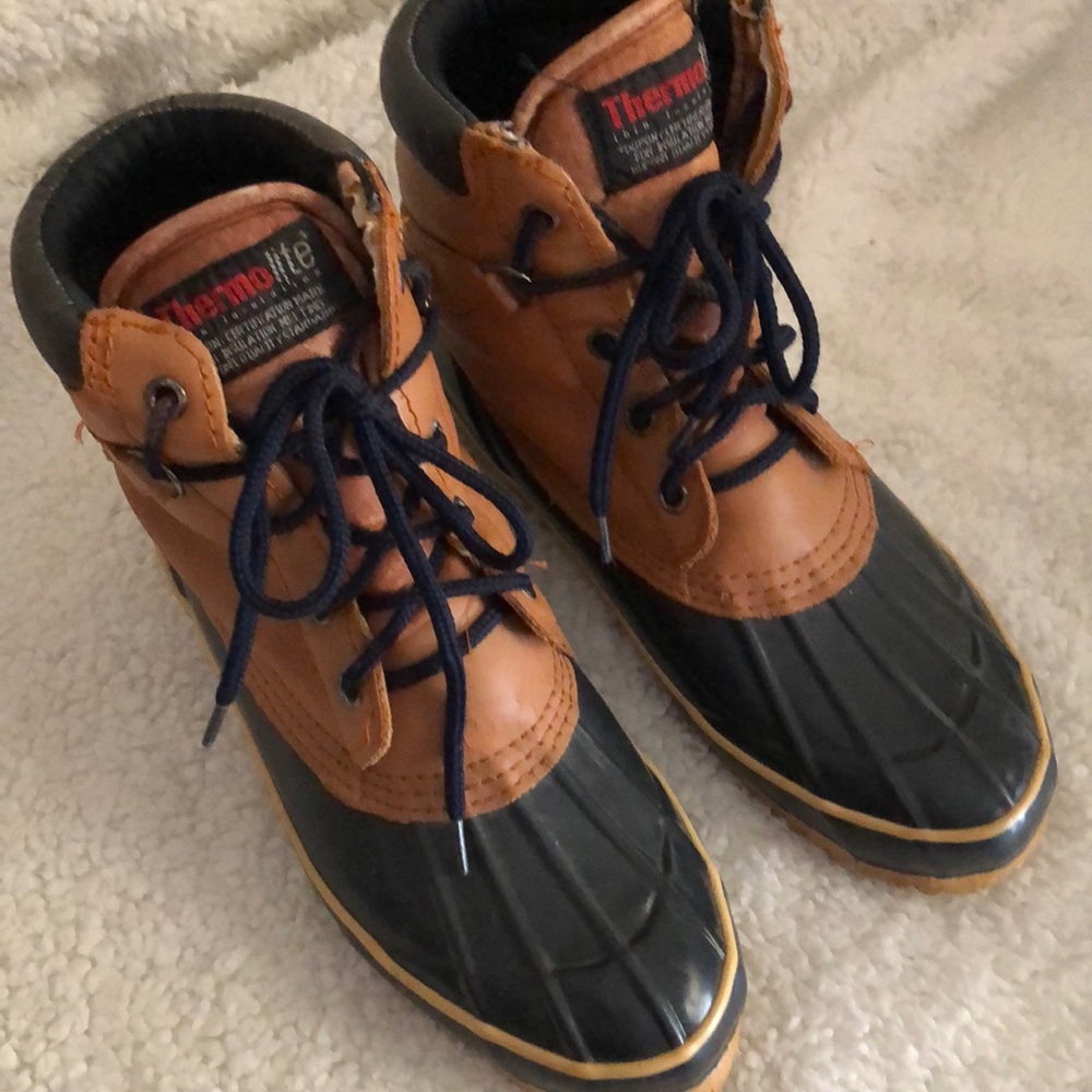 Thermolite waterproof boot size 7
